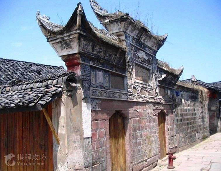 逃离黑砖房间